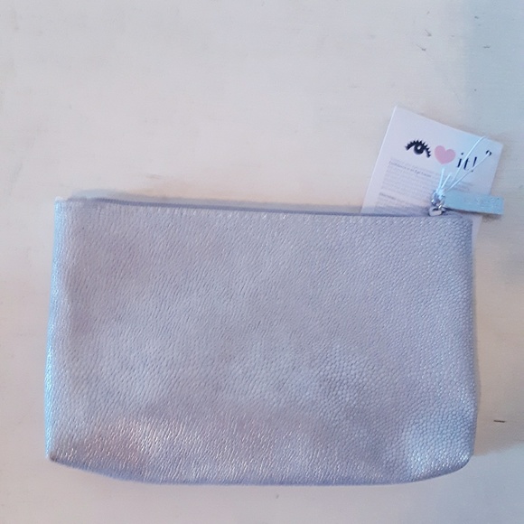 ItCosmetics Makeup Bag - Picture 2 of 7